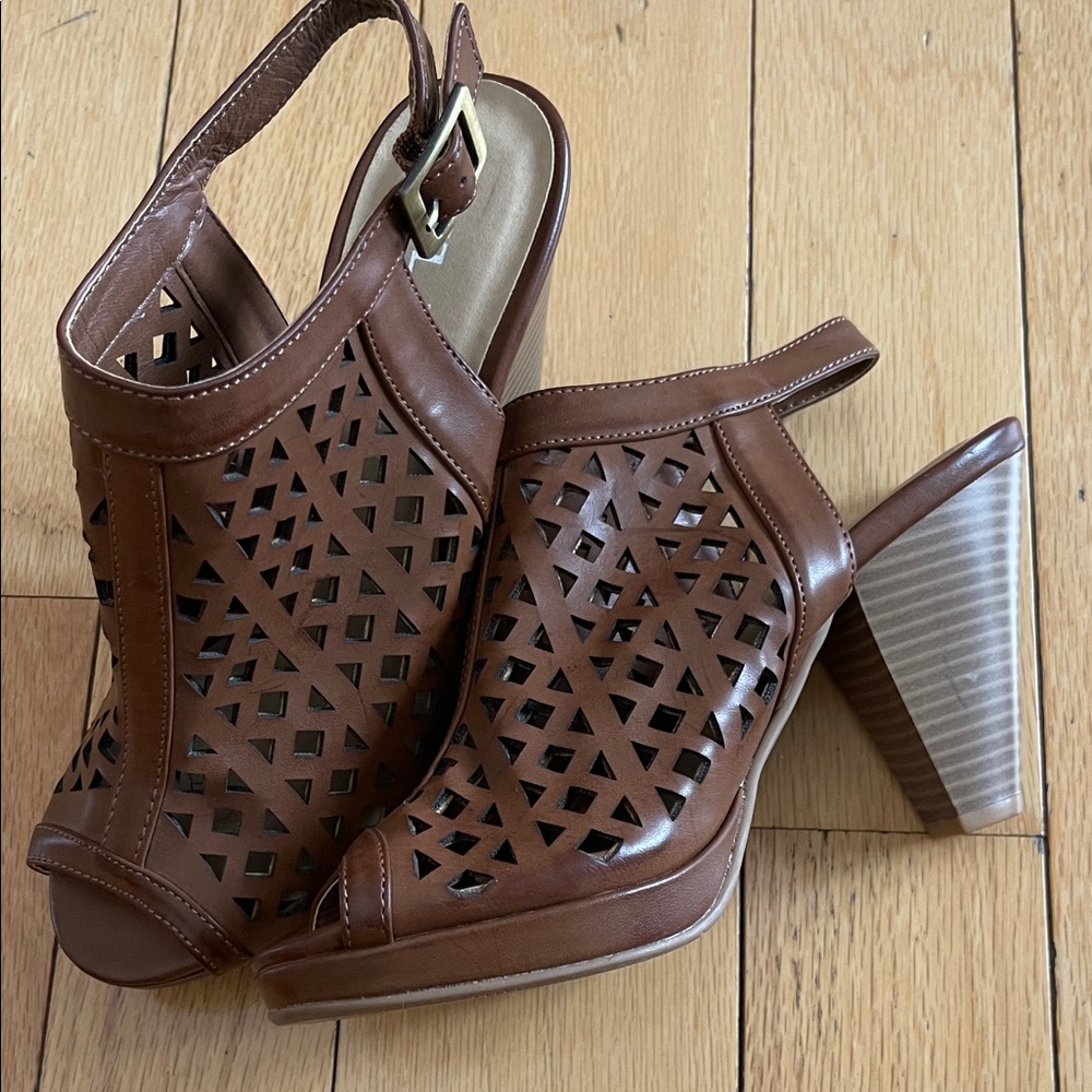 CL by Laundry Brown Cutout Slingback Heels